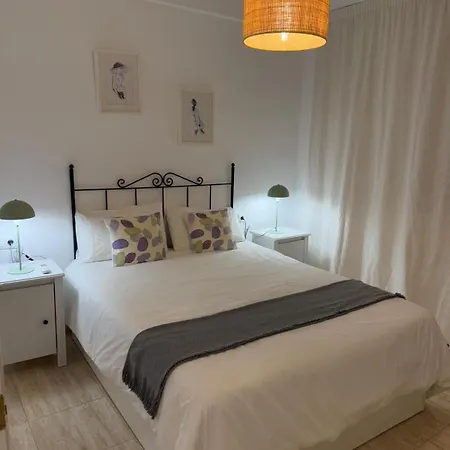Estupenda Vivienda En Centro De Apartment *